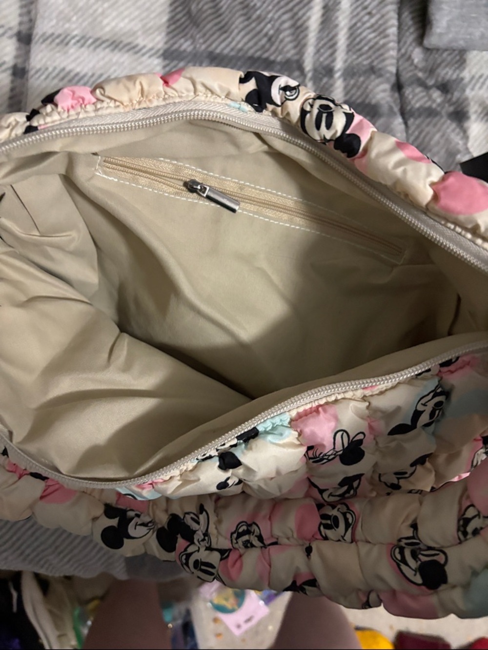 Disney Quilted Mickey and Minnie Bag NwT from BioWorld - Picture 4 of 4